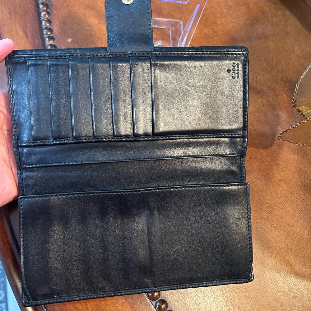Gucci Heart Leather Wallet - Picture 7 of 13